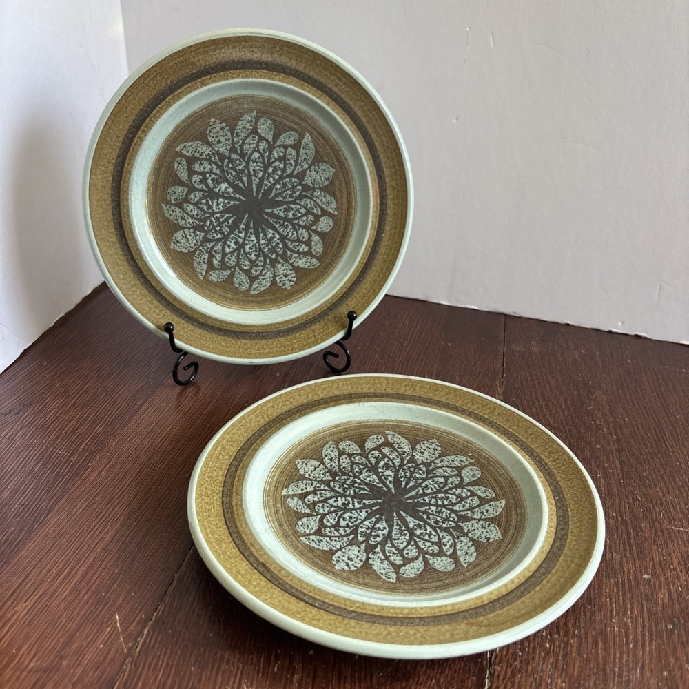 Vintage Franciscan Earthenware NUT TREE Plates USA 8 1/2" Set Of 2